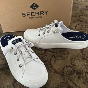 New in Box. Sperry Crest Vibe White Leather Mule sneaker - womens size 8.5